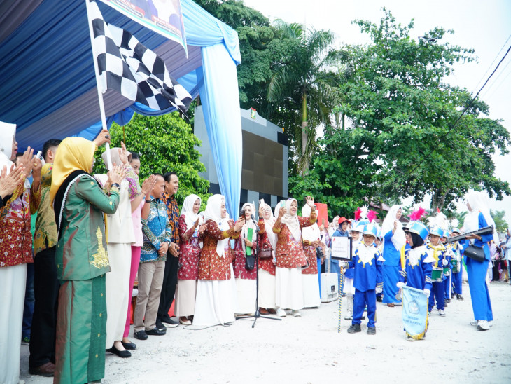Taman Kota Bangkinang Bergemuruh: Bunda PAUD Tengku Heriyani Buka Karnaval Ceria dan Pentas Seni Anak Kampar