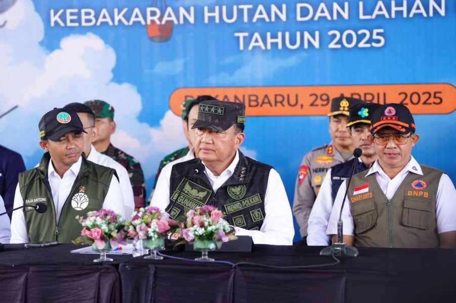 Menko Polkam Tegas, Ancam Cabut Izin Usaha Perusahaan Pembakar Hutan dan Lahan di Riau