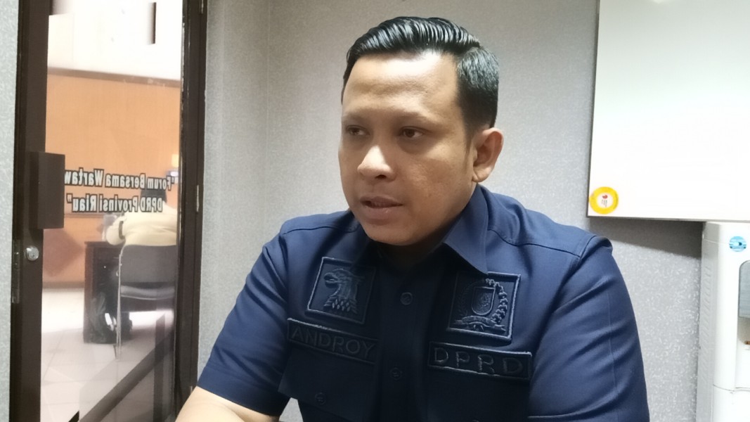 Semua Sungai di Riau Harus Bersih Seperti Sungai Kuantan