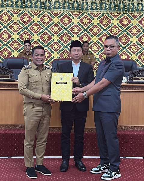 KUA-PPAS Perubahan 2026 Diserahkan, Pelalawan Perkuat Arah Kebijakan Fiskal Daerah