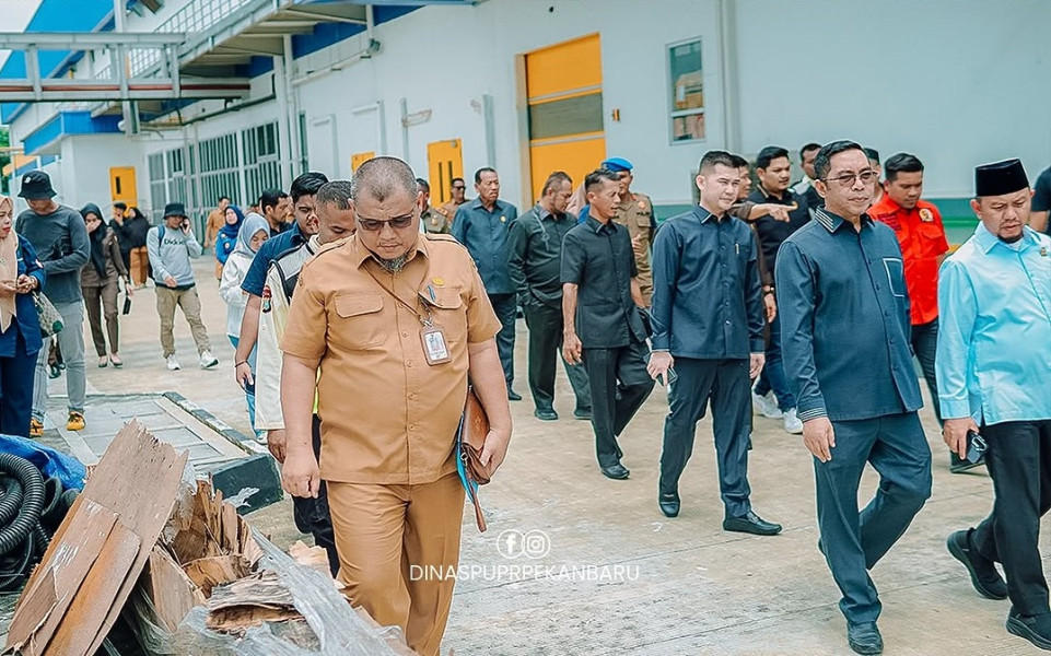 Sekretaris Dinas PUPR Pekanbaru dan Komisi IV DPRD Kunjungi Kawasan Ecogreen