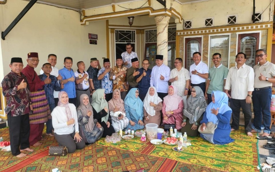 Fairus Dipercaya Jadi Ketua Umum ILUNI UIN Imam Bonjol Riau