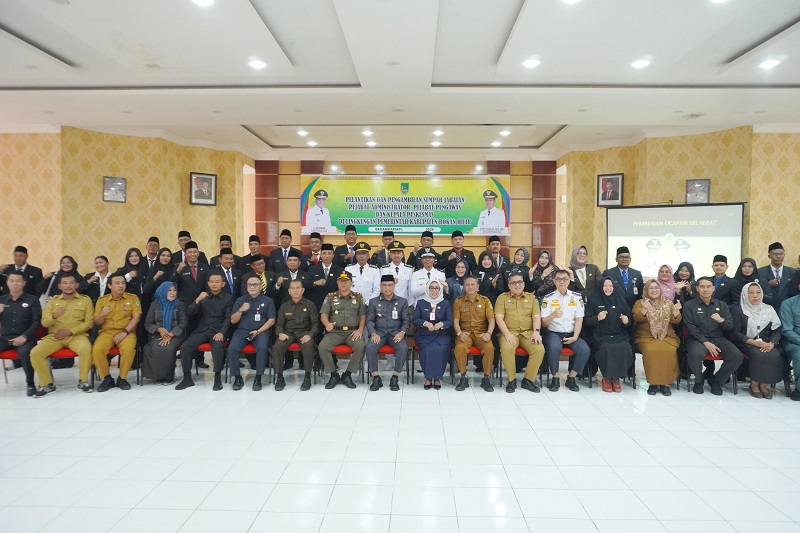 Sinyal Kuat Pecah Kongsi di Rohil, Wabup Jhony Charles Mengaku Tak Diundang Saat Puluhan Pejabat Dilantik