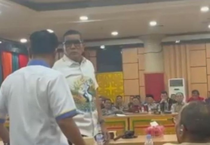Usut Kericuhan Rapat Banggar, BK DPRD Riau Panggil Parisman Ihwan dan Indra Gunawan Eet