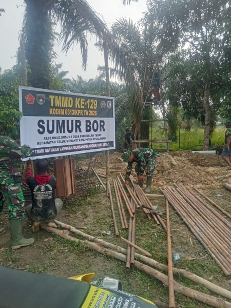Hari Pertama Pasca Upacara Pembukaan TMMD Ke 129 Kodim 0313/KPR Pembuatan Sumur Bor di Pangkalan Terap Capai Progress 20 Persen
