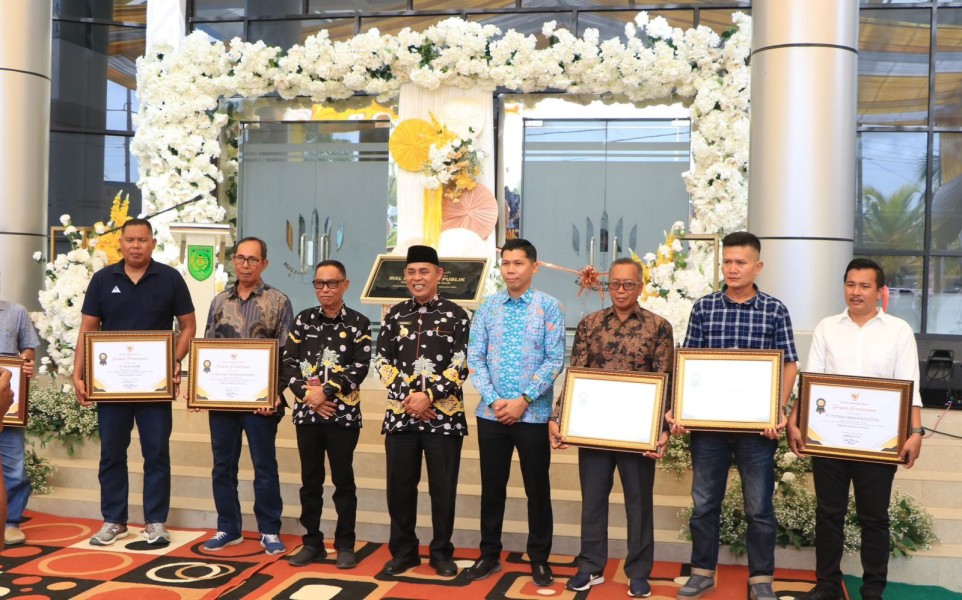 Sambu Group Raih Penghargaan CSR Terbesar Kabupaten Inhil Tahun 2025