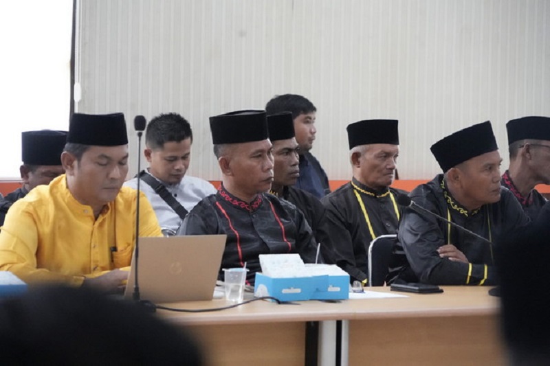 25 Tahun Menyerobot Tanah Ulayat, , Masyarakat Adat Koto Baru Menagih PT RAPP