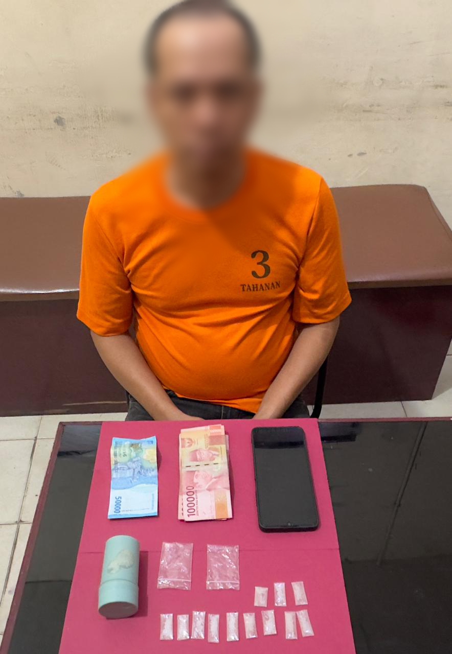 Pria di Tembilahan Hulu Ditangkap Polisi, 12 Paket Sabu Berhasil Disita