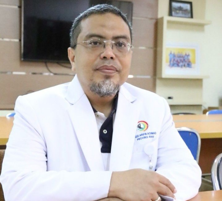 Dokter RSUD AA Lakukan Metode Penanganan Pertama di Indonesia Untuk Pasien Kebocoran Paru-paru Tanpa Operasi