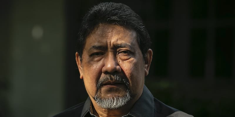 ”21 Mei: Dari Kejatuhan Otoritarianisme Menuju Kebangkitan Militerisme?”