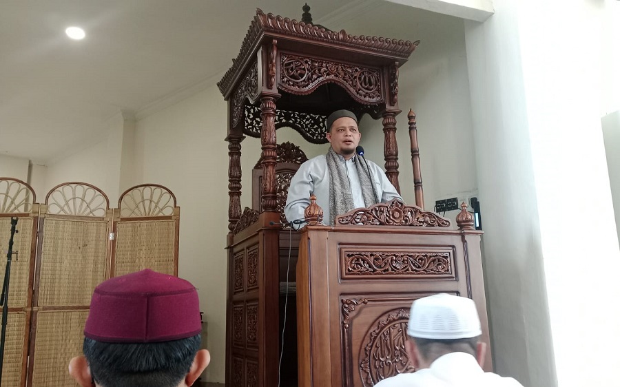 Mengapa Kita Bermazhab? Ini Penjelasan Ustaz Hanafi dalam Khutbah Jumat di Masjid Al-Maqari