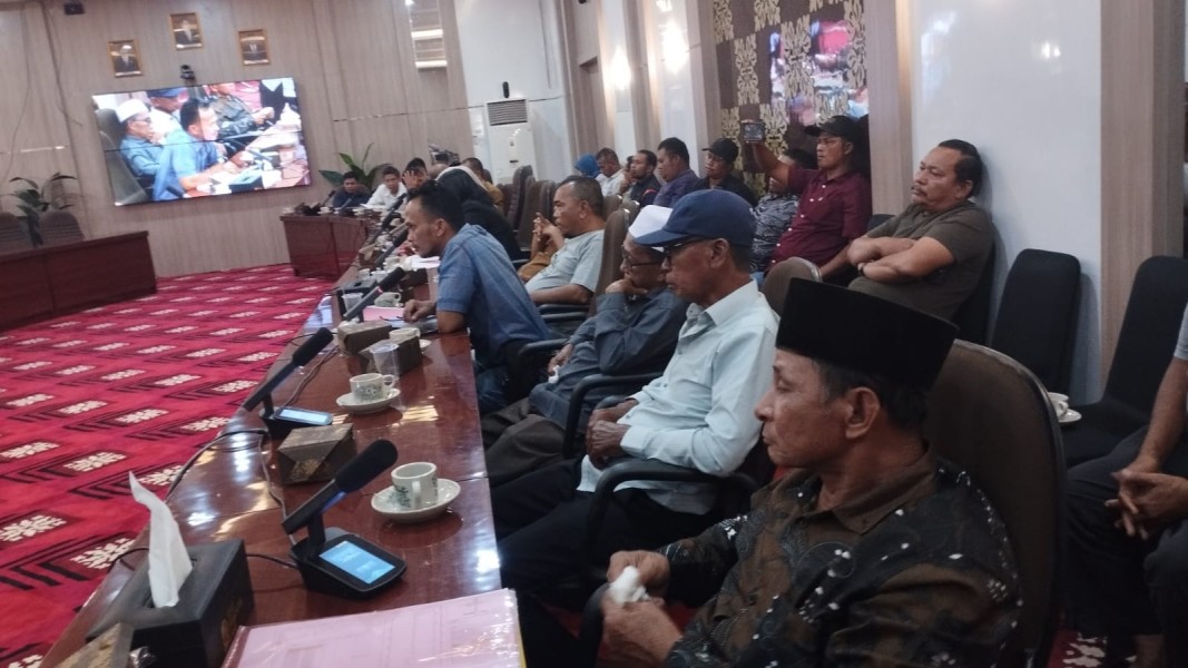 Miris! Warga Siak Sebut Makam Leluhur Ikut Jadi Areal Sawit PTPN V