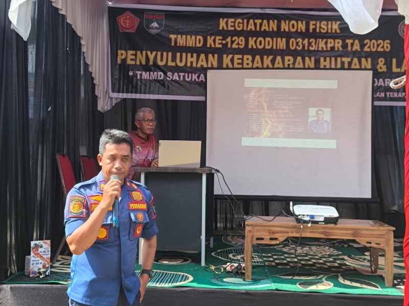 Cegah Kebakaran Sejak Dini, Satgas TMMD Ke-129 Kodim 0313/KPR Gelar Penyuluhan di Pangkalan Terap
