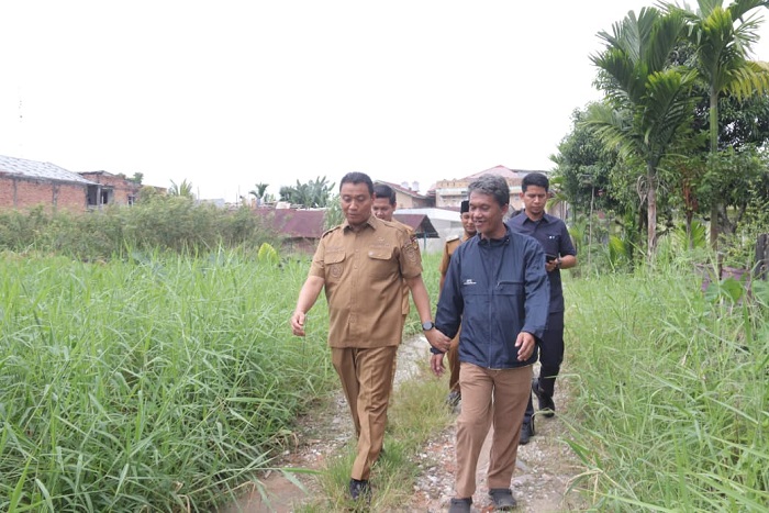 Tindak Lanjut Keluhan Warga, Wawako Pekanbaru Turun Langsung ke Manyar Sakti