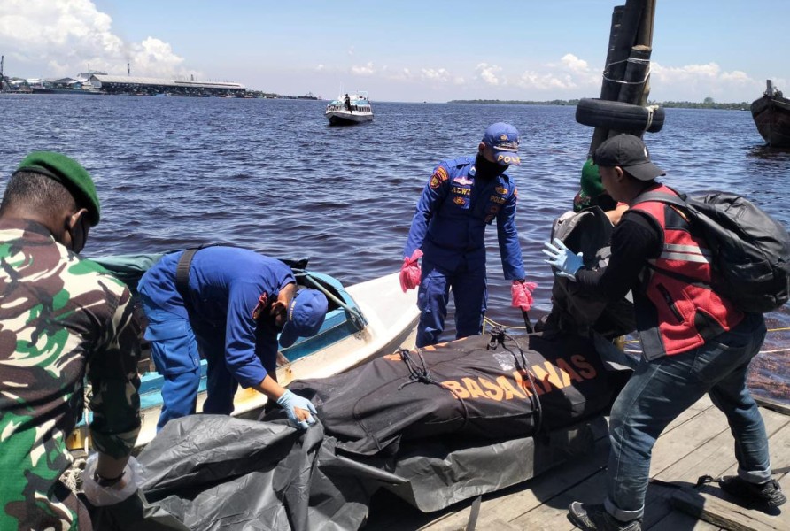 Nelayan Temukan Mayat di Pesisir Pantai Desa Kuala Selat