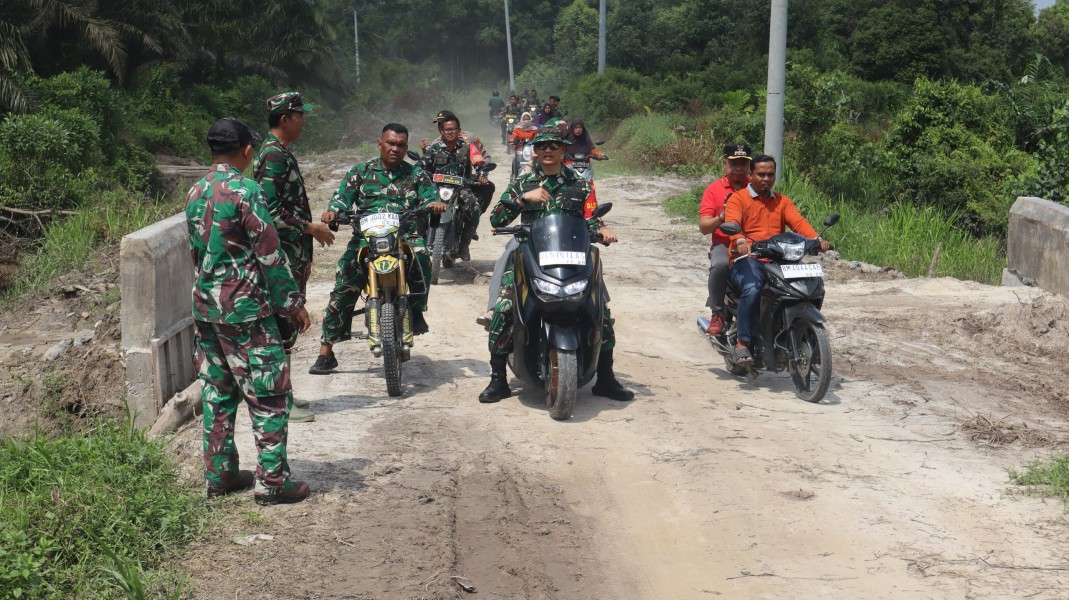 Pastikan Kesiapan Kunjungan Tim Wasev Mabesad, Dandim 0313/KPR Peninjauan Langsung Sasaran Fisik TMMD di Pangkalan Terap