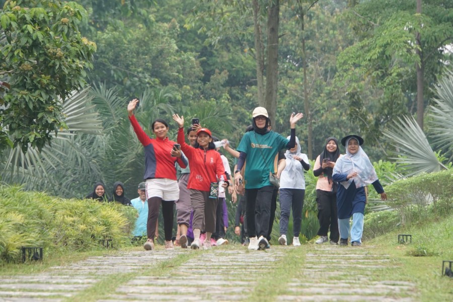 2.500 Peserta Ramaikan Gerak Jalan Santai Milad Unilak, Rektor Luncurkan Prodi Baru