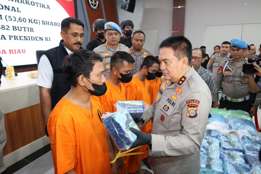 Polda Riau Gagalkan Peredaran 53,60 Kg Sabu dan 49.682 Butir Ekstasi