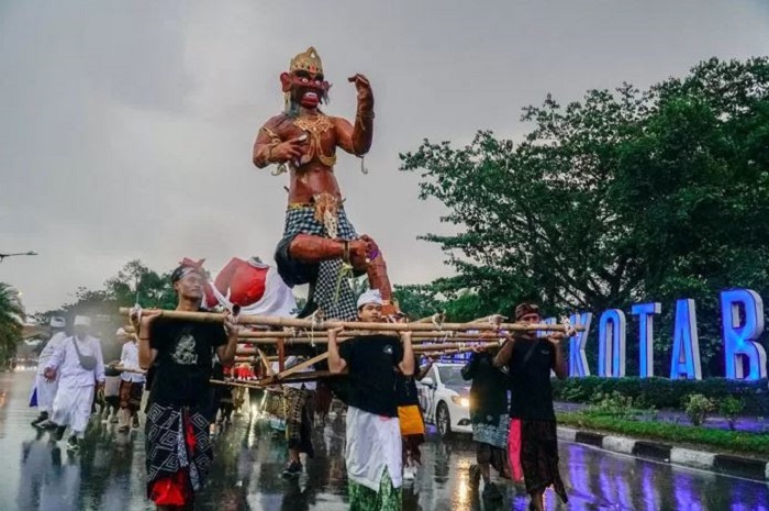 Hari Raya Nyepi di Riau, Mematikan Api di Dalam Diri, Filosofi Tawur Kesanga dan Perang Melawan Sad Ripu