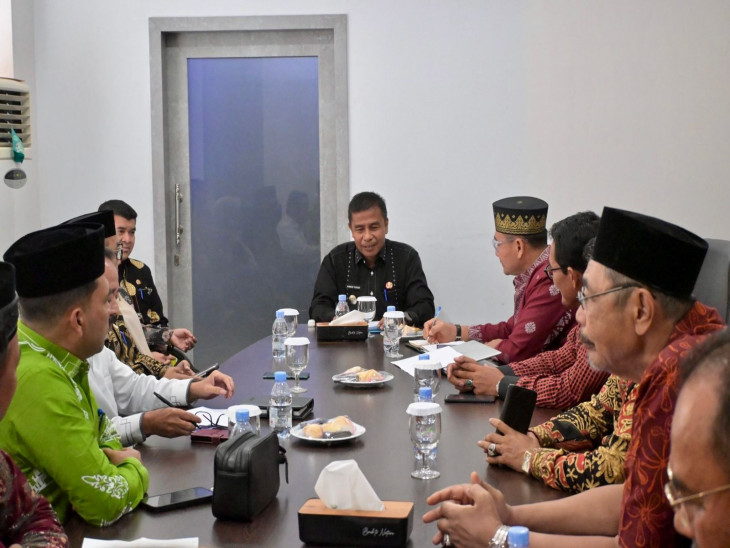 Bupati Ahmad Yuzar Audiensi Bersama Tokoh Masyarakat Kenegerian Rumbio Bahas Jembatan Rumbio