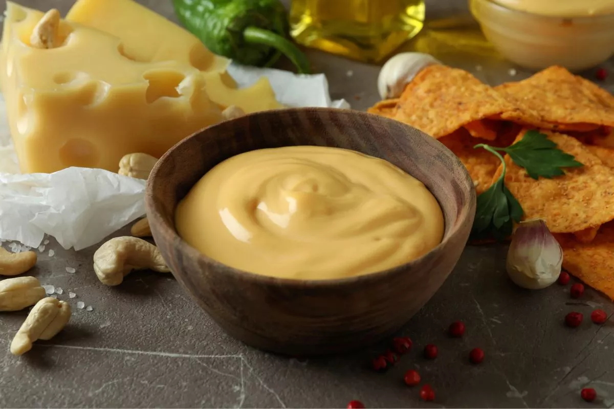 Anti Gagal! Trik Tersembunyi Saus Keju Lumer Tidak Menggumpal