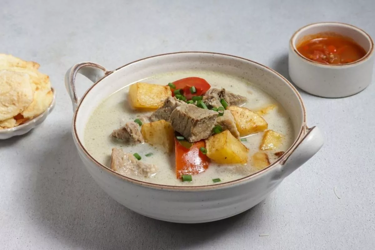 Resep Soto Betawi Autentik: Rahasia Kuah Gurih Kaya Rempah