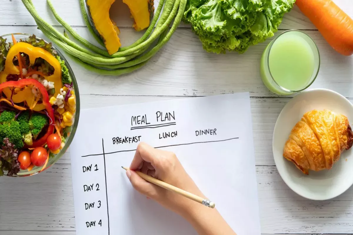 7 Trik Kalori Defisit Tetap Kenyang Seharian untuk Diet