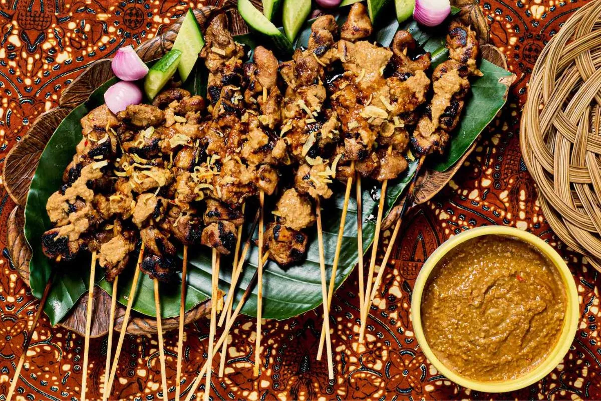 Rahasia Sate Empuk Terbongkar! Panduan Memilih Bagian Ayam untuk Sate