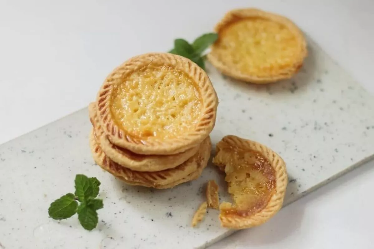 Cara Menyimpan Pie Susu Rumahan agar Tahan Lama dan Tetap Renyah