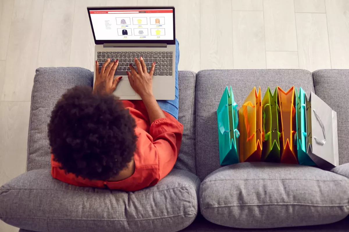 Panduan Berjualan di Social Media Commerce Terbaik 2026!