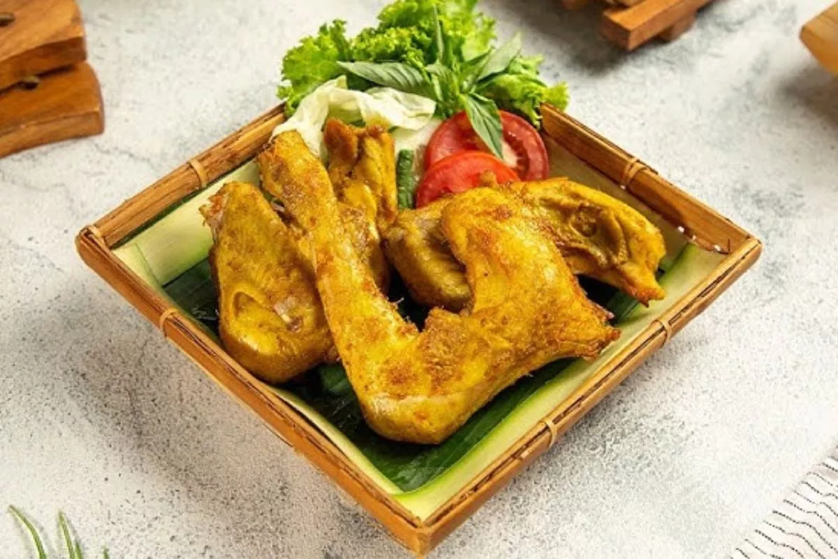 Gurih Meresap ke Tulang! Rahasia Resep Ayam Goreng Bumbu Kuning
