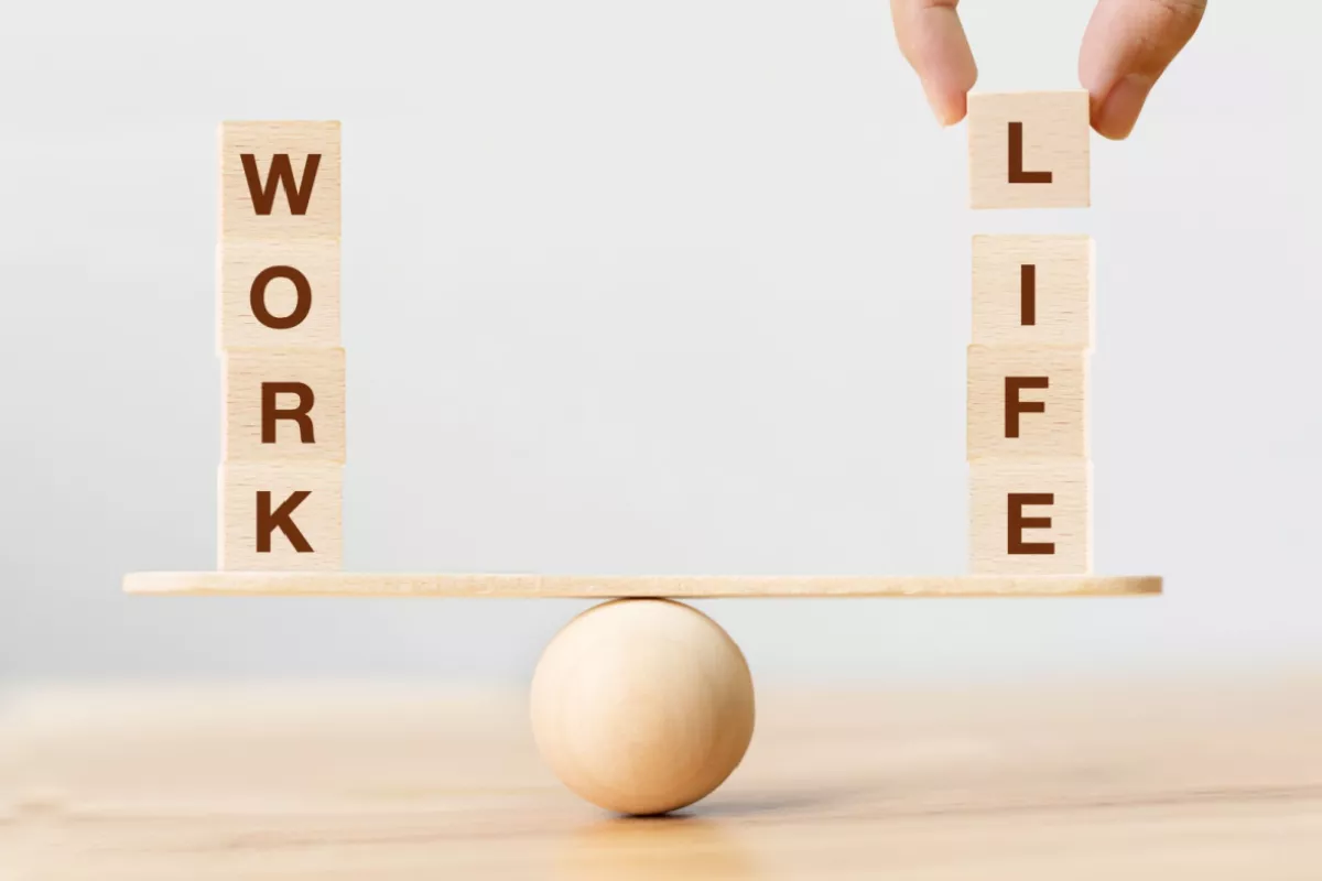 Strategi Work-Life Balance Pekerja WFH Remote Worker Nyata