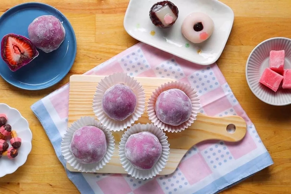 Cara Membuat Mochi Sendiri di Rumah Tanpa Mixer, Kenyal dan Lembut
