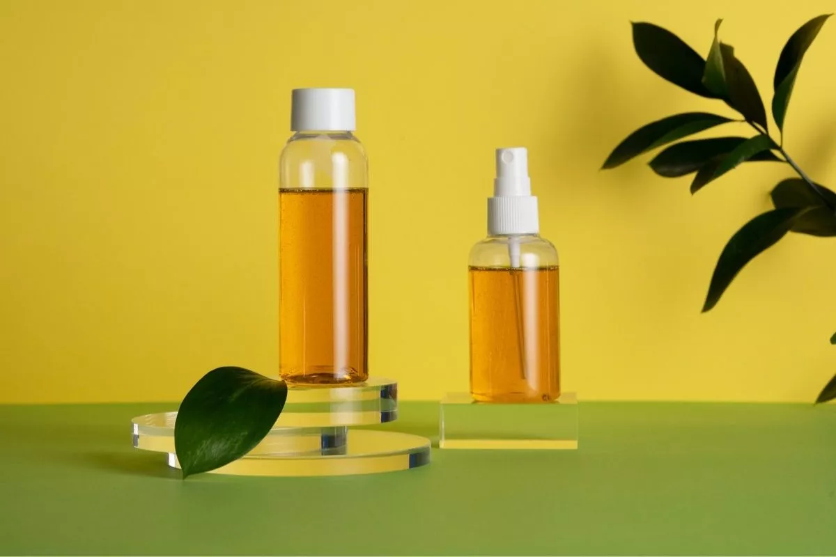 DIY Toner Wajah Alami dari Air Rebusan Daun Sirih Bebas Jerawat