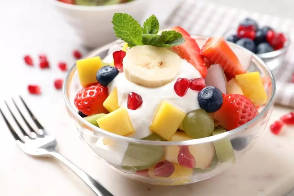 Cara Menyimpan Salad Buah Agar Tetap Segar dan Tidak Berair