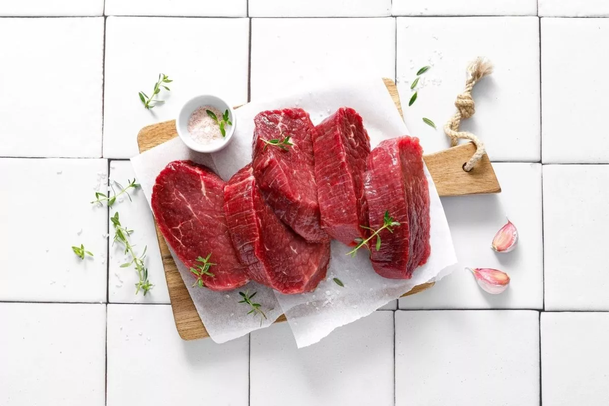 Penyebab Bau Prengus pada Daging Sapi dan Cara Hilangkannya