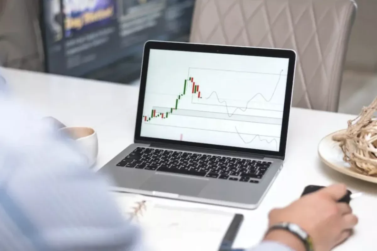 Bisakah Beli Saham Modal 100 Ribu? Ini Daftar Saham Murah Bagus