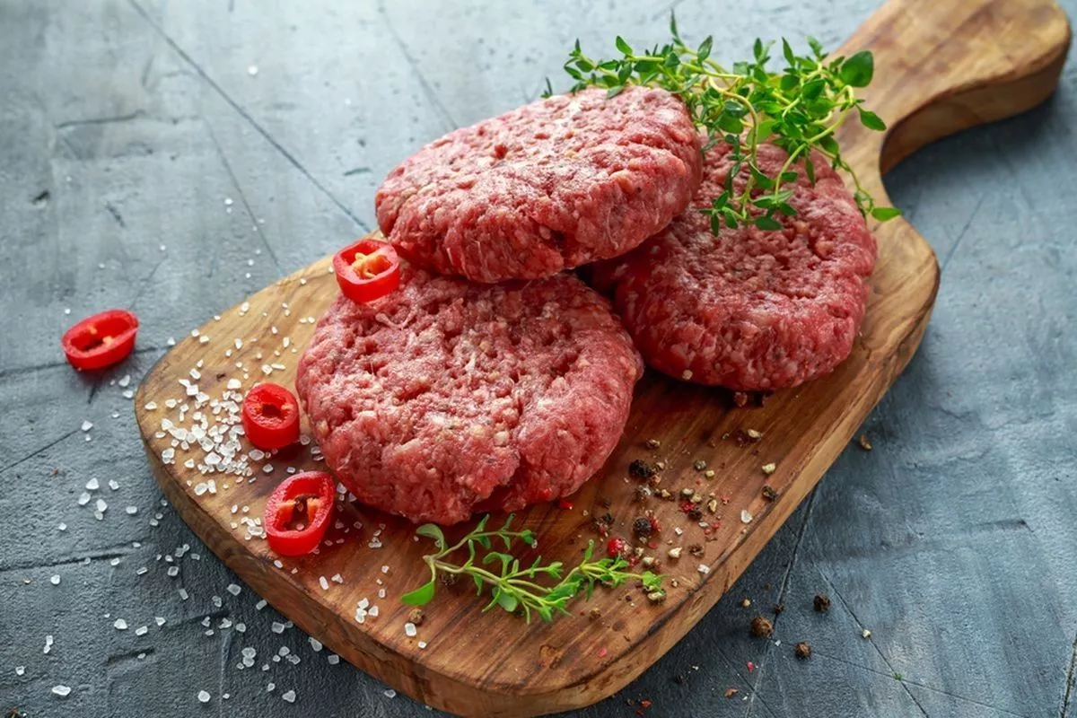 4 Bagian Daging Sapi Terbaik untuk Burger Juicy ala Chef Profesional