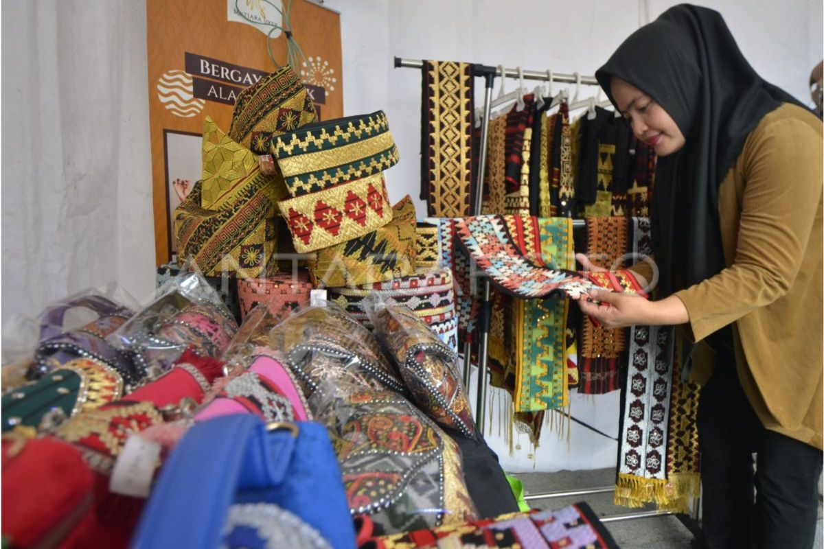 UMKM Lampung dan Dampaknya bagi Warga: dari Kopi hingga Tapis