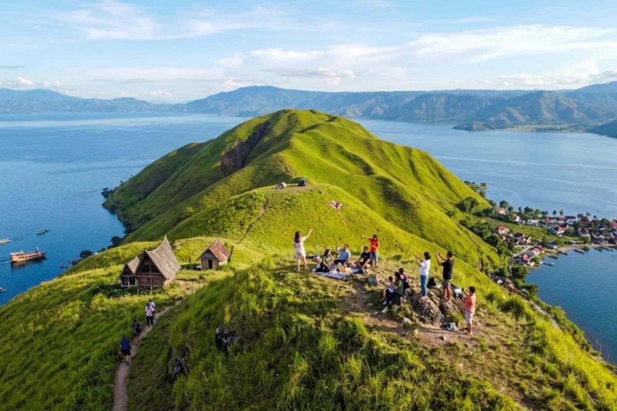 3 Hari di Danau Toba: Rute yang Tepat, dari Parapat ke Samosir