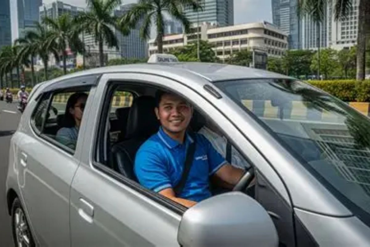 8 Tips Beli Mobil Buat Taksi Online, SimakPenjelasannya