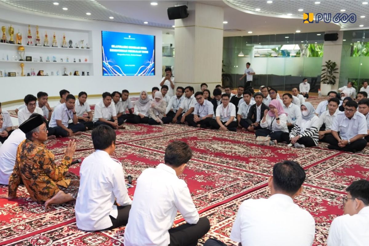 Kementerian PU Evaluasi Sistem Pengawasan Pegawai
