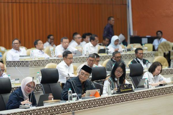 Padat Karya PU Sentuh Desa dan Kawasan Pesisir