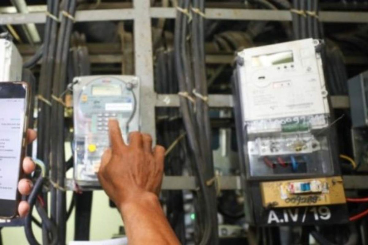 Tarif Listrik Bisnis per kWh 2026: Panduan Lengkap untuk Usaha Kecil