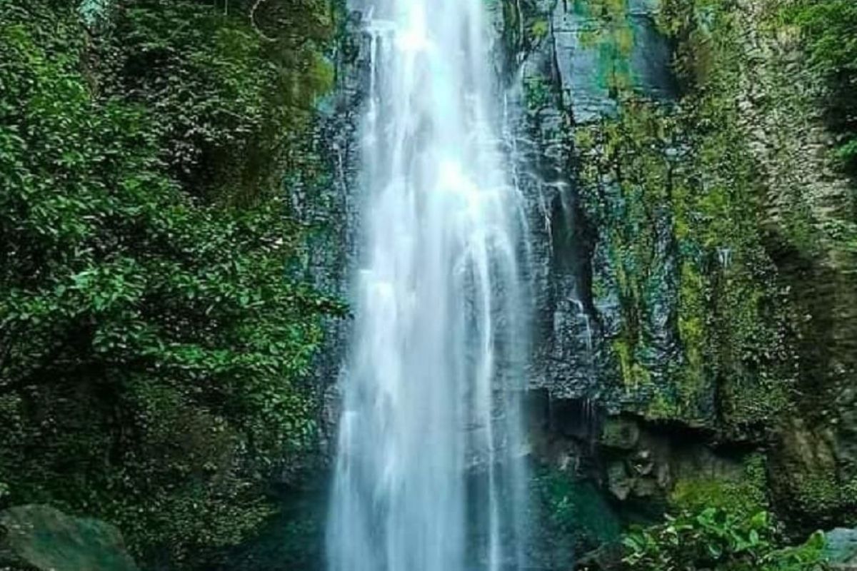 Air Terjun Terindah di Sulawesi Utara untuk Liburan Alam