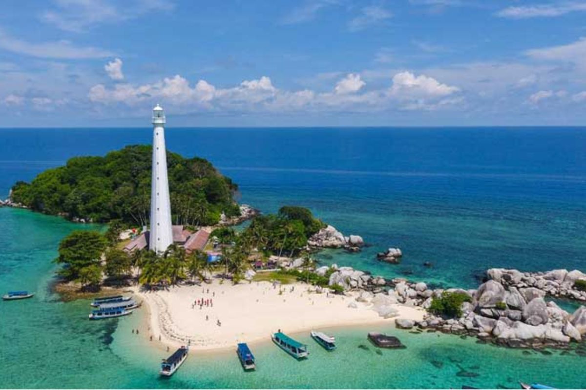 10 Lokasi Pilihan Untuk Spot Foto Instagramable di Belitung